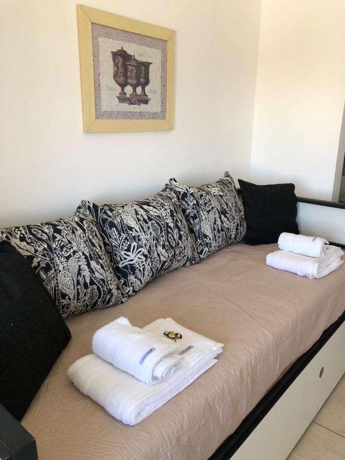 Villa Ober Suites Neuquén Kültér fotó