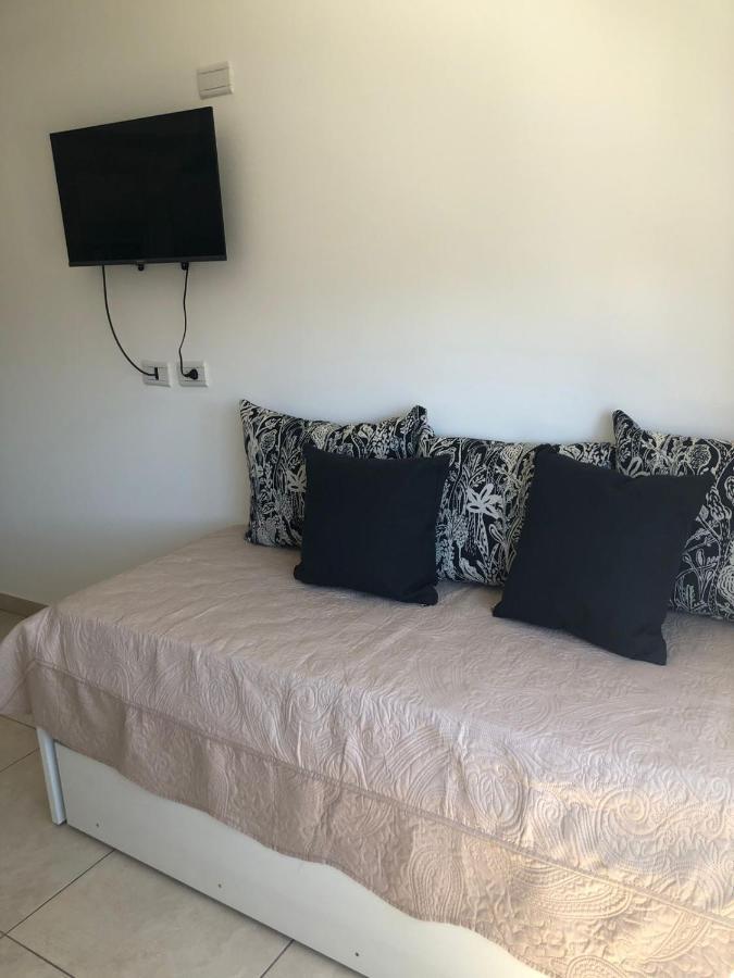 Villa Ober Suites Neuquén Kültér fotó